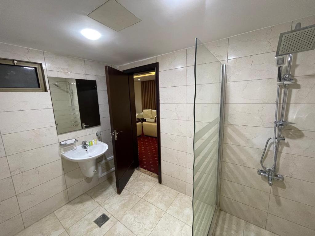 Madison Hotel Αμμάν Εξωτερικό φωτογραφία